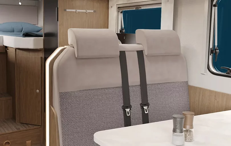 Carado T328 teilintegriertes Wohnmobil | Carado