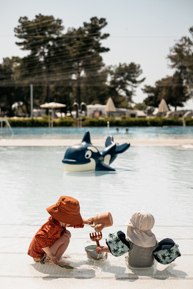 Kinderprogramm und Pool für Kinder auf dem Camping Platz Maistra Kroatien