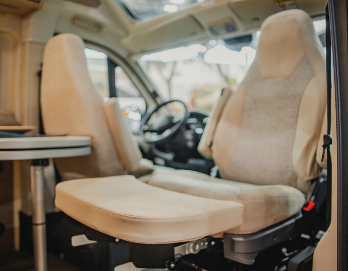Beinauflage Fiat Captain chair beige