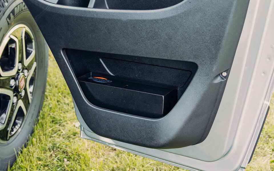 Coffre-fort porte du passager Fiat Ducato (à partir de série 8) >2022