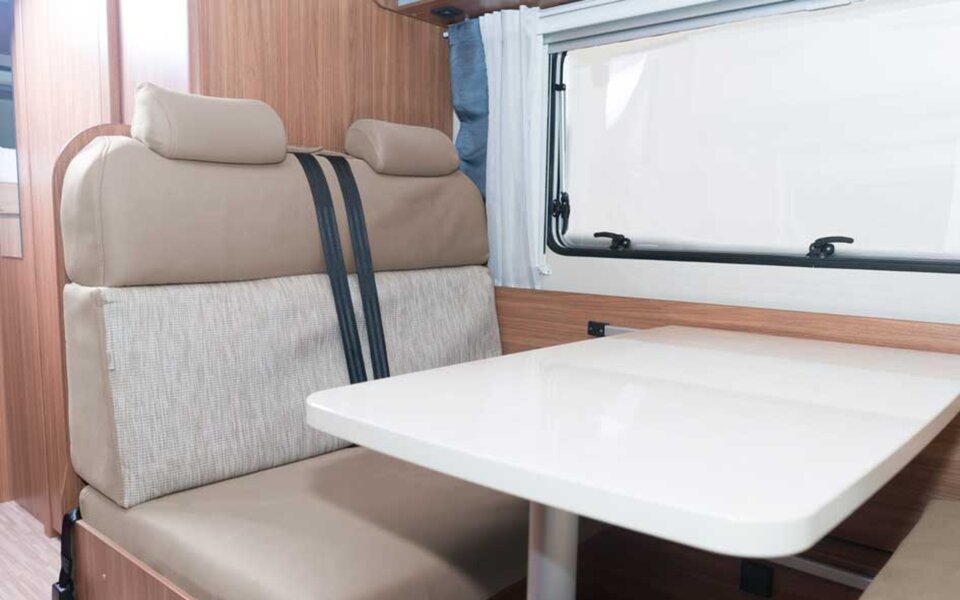 Schonbezug Halbdinette -Bar-Sitzgruppe für alle T- Modelle außer 447+449 - Beige/ Casella