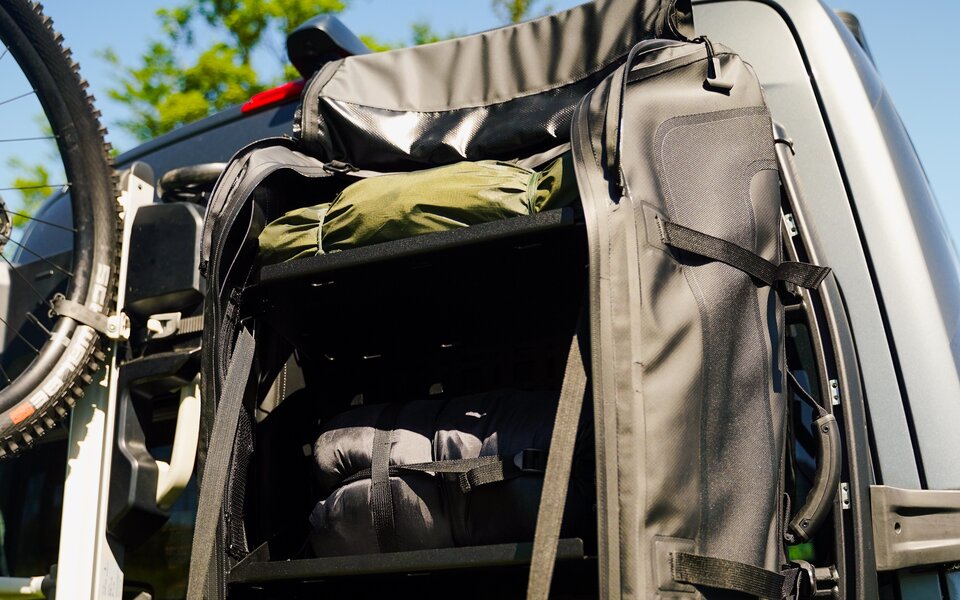 Intermediate floor Gearbag