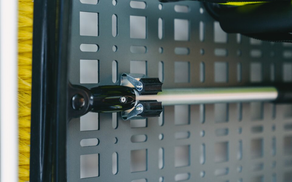 Handle holder