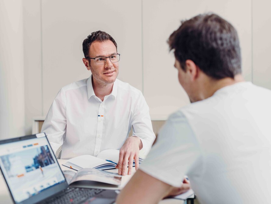 Beratung durch einen Handelspartner