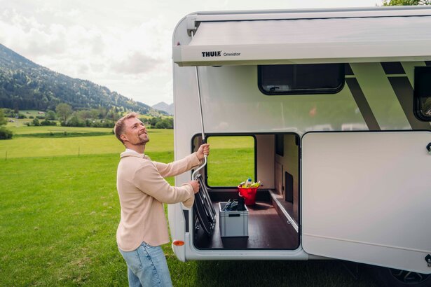 Heckgarage Carado Van